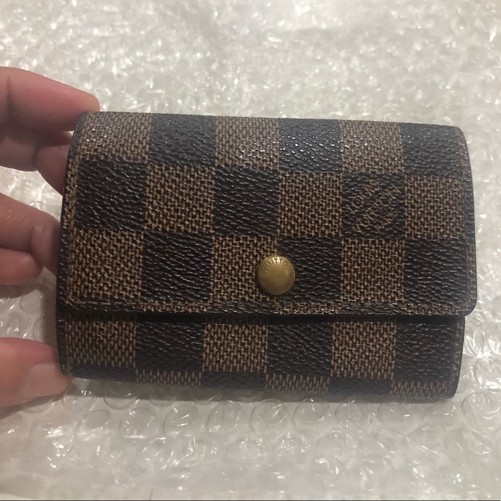 authentic LV 6 key holder